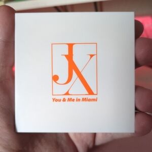JX You & Me in Miami White and Orange Compact